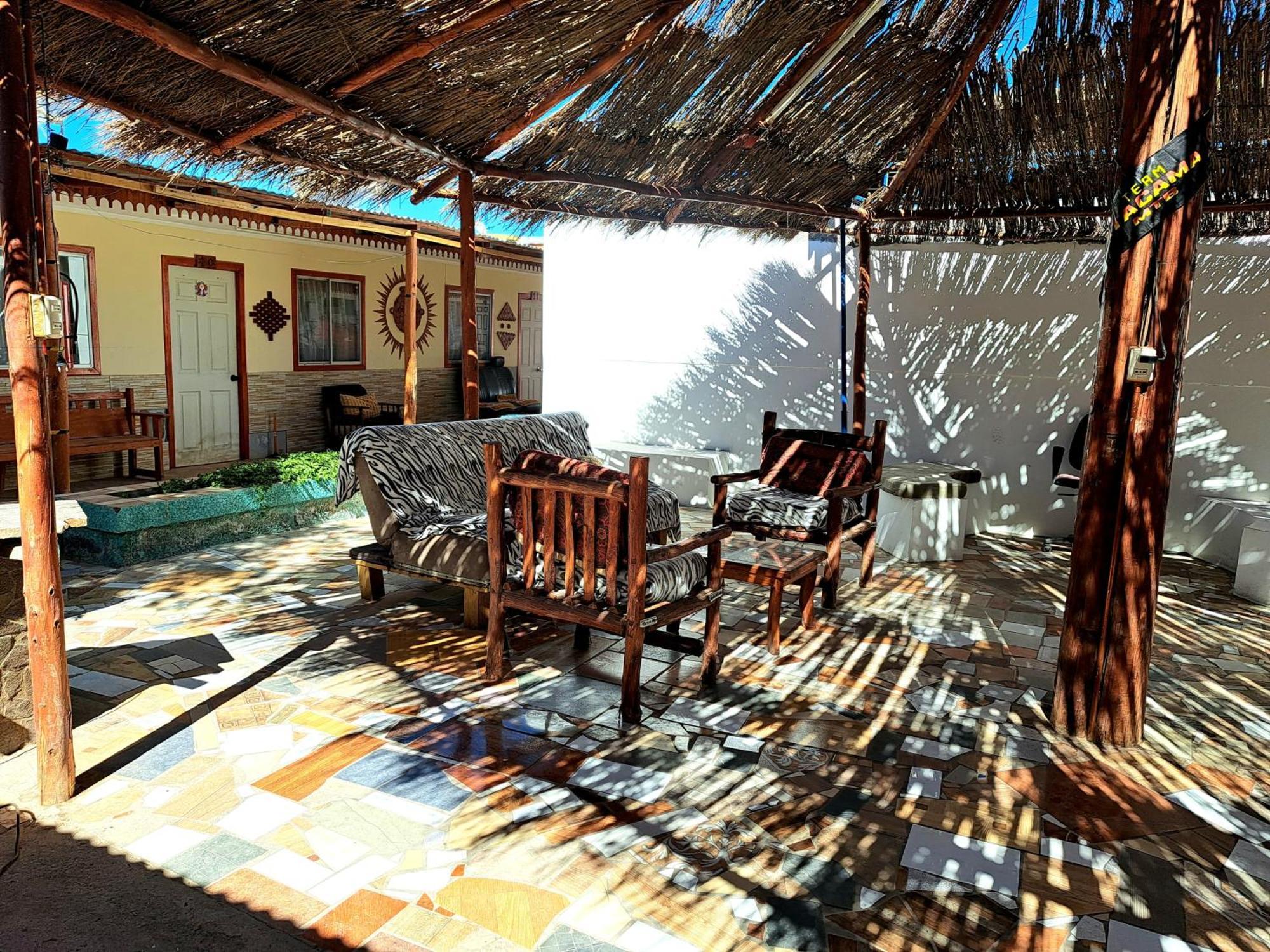 Hostal El Amigo Lucho San Pedro de Atacama Luaran gambar